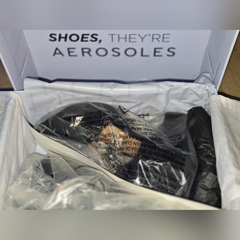 Aerosoles Cosmos Black Suede Block Heel Sandals – 7.5M – NIB - Picture 3 of 14